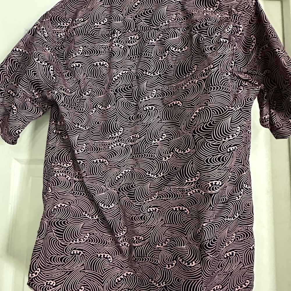 Wave Pattern Men's Shirt - Navy and White - Picture 3 of 3